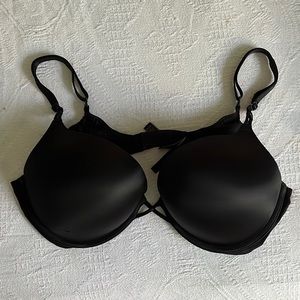 Victorias Secret Very Sexy Push-Up Bra 38C Black